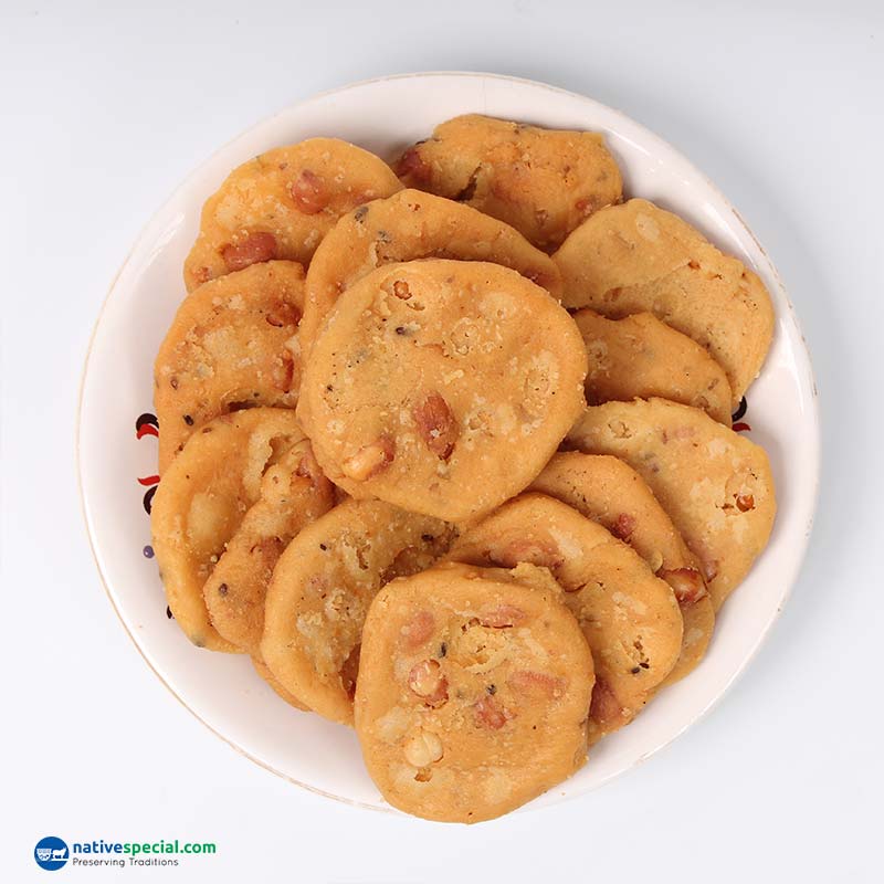 Namakkal Muzhunilakadalai Thattai - நாமக்கல் முழுநிலக்கடலை தட்டை