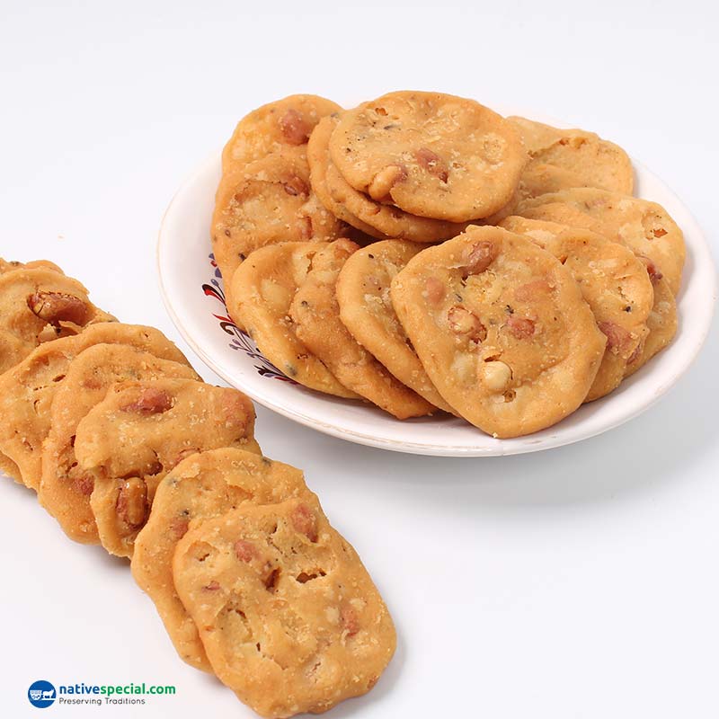 Namakkal Muzhunilakadalai Thattai - நாமக்கல் முழுநிலக்கடலை தட்டை